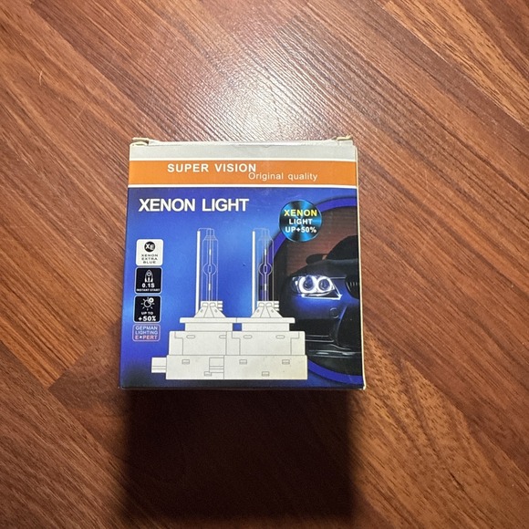 D3S 6000K Xenon HID Headlight Bulbs – Super Vision PK32d-5 – Set of 2 - Picture 2 of 3